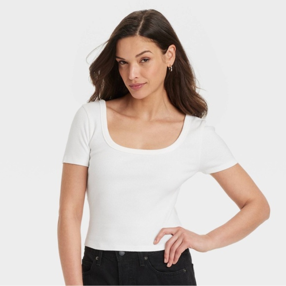 Women's Shrunken Short Sleeve Scoop Neck T-Shirt - Universal Thread White XL